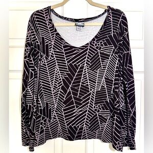 Manuheali’i Hawaii Black & Lavender Banana Leaf Print Top – Size XS-S